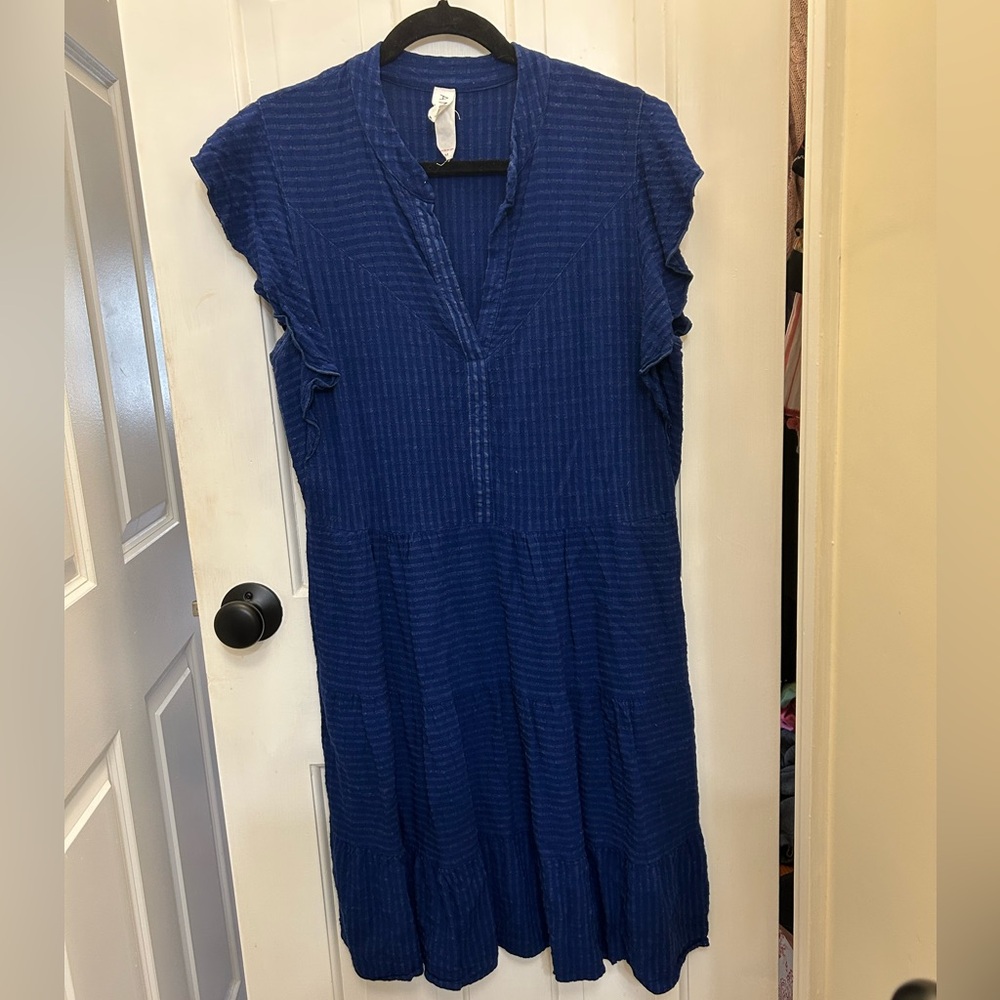 ANTHROPOLOGIE/AMADI INDIGO BLUE TIERED FLUTTER SLEEVE MIDI DRESS SIZE MEDIUM
